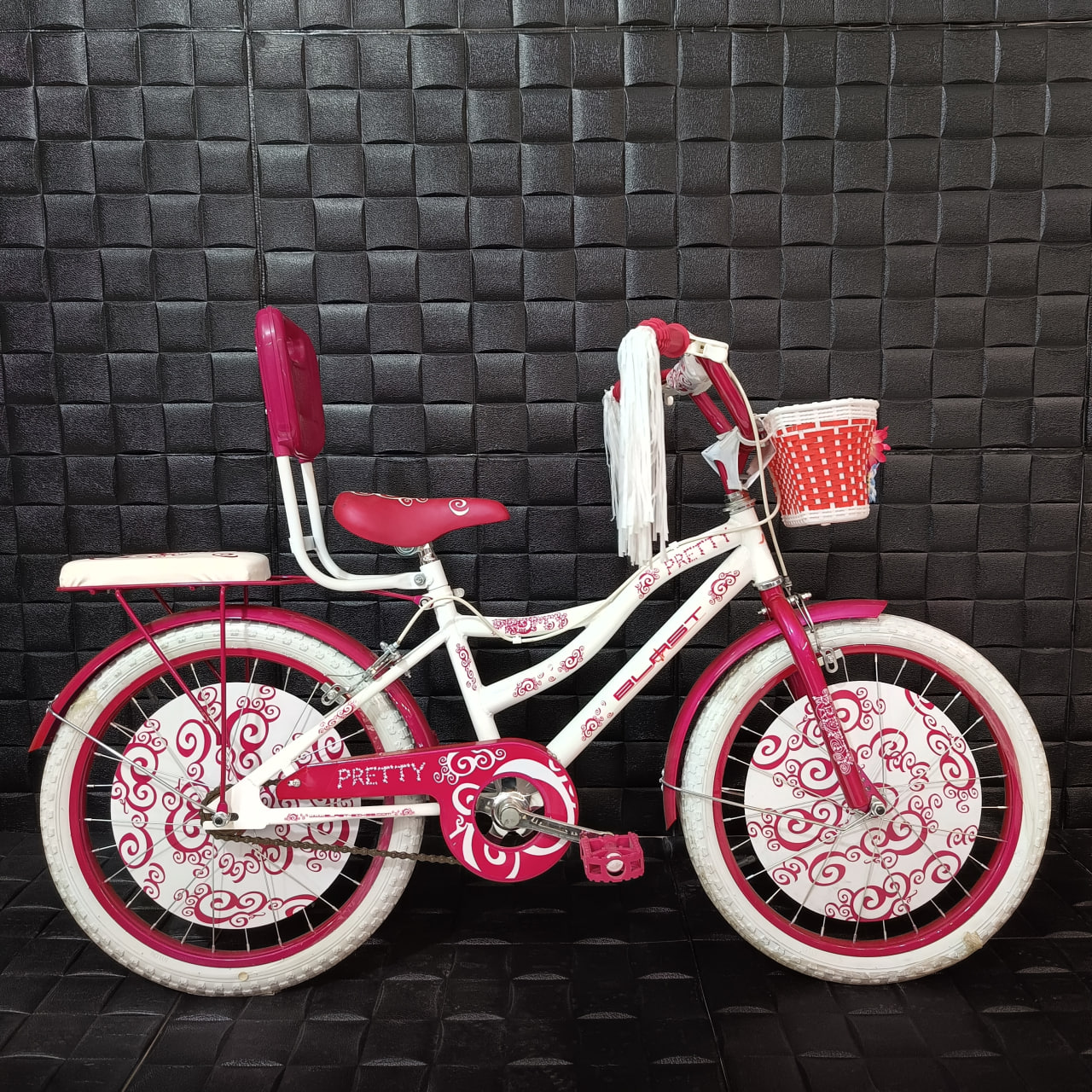 دوچرخه دخترانه بلست مدل پرتی سایز 20