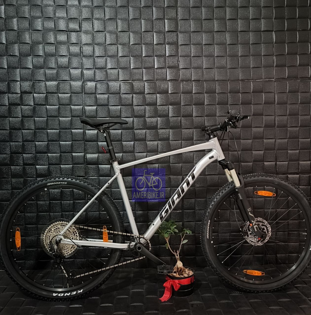 دوچرخه GIANT مدل TALON 0 سایز 29 - Image 7