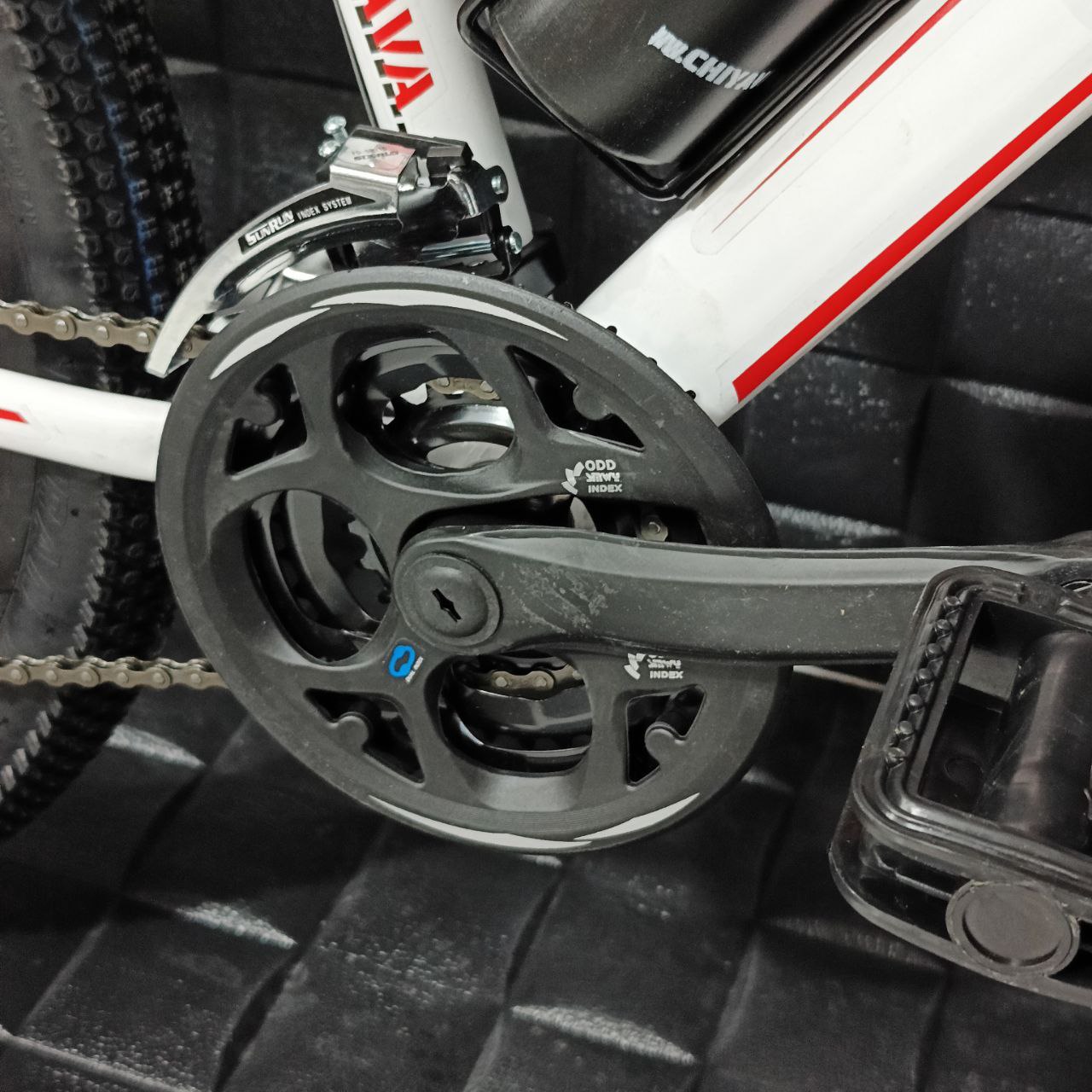 دوچرخه چیاوا مدل آکو سایز 26 دوشاخ کمکدار ترمز دیسکی (سفید) - Image 6