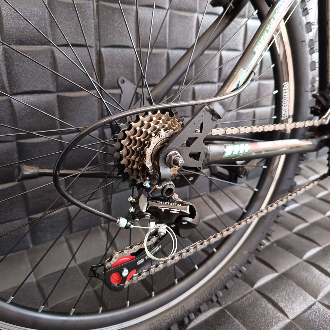 دوچرخه چیاوا مدل آکو سایز 26 ترمز لقمه ای (مشکی) - Image 3