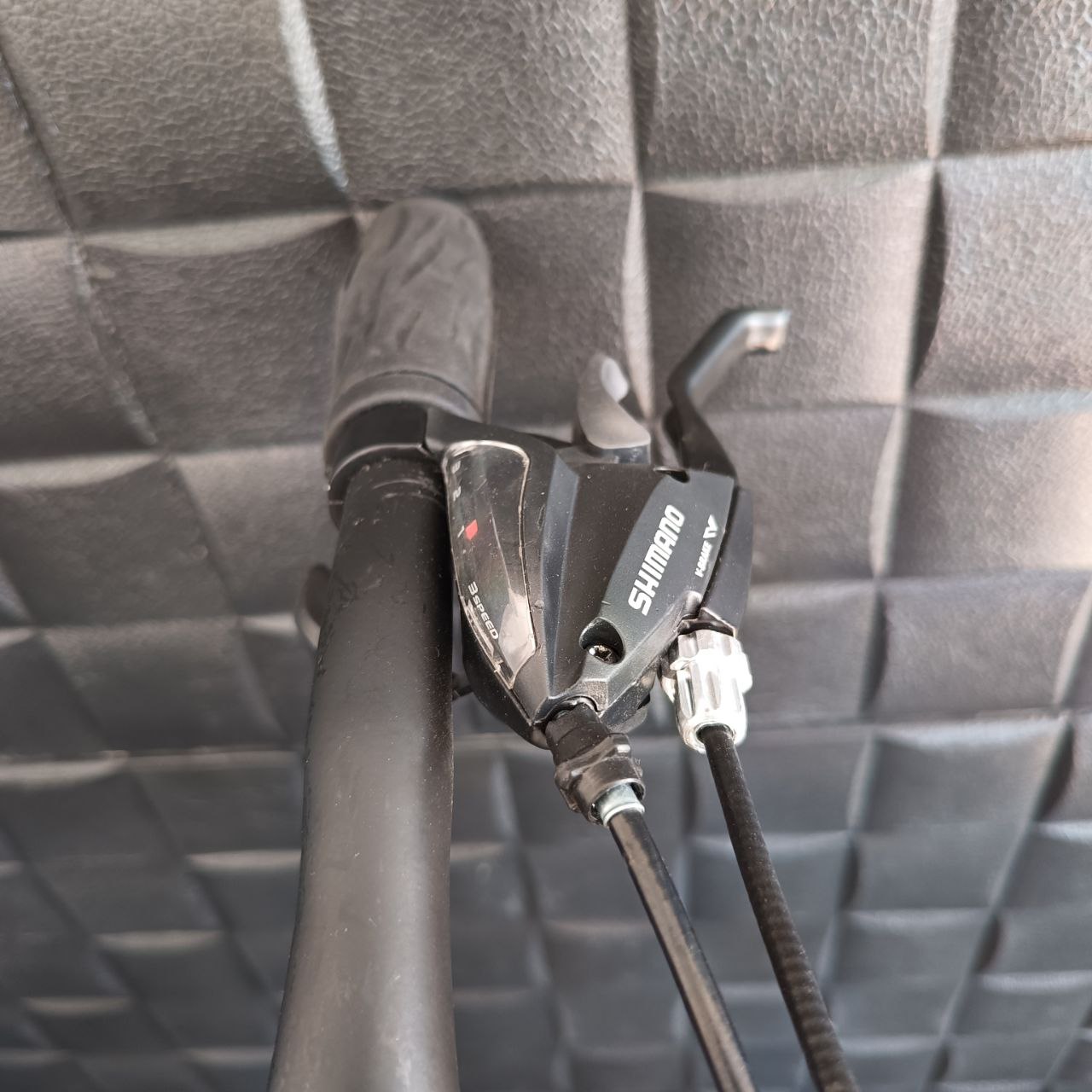 دوچرخه چیاوا مدل آکو سایز 26 ترمز لقمه ای (مشکی) - Image 6